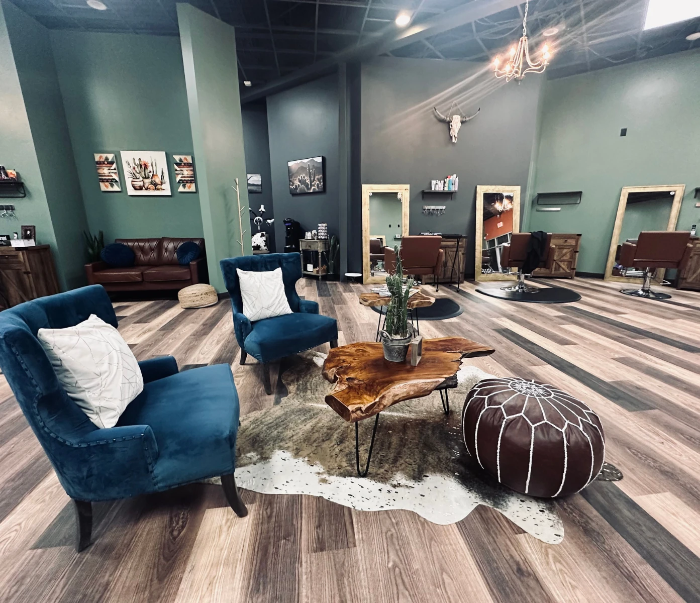 Image of the lobby area of Luxe 405 Hair Studio in Asheboro, NC.